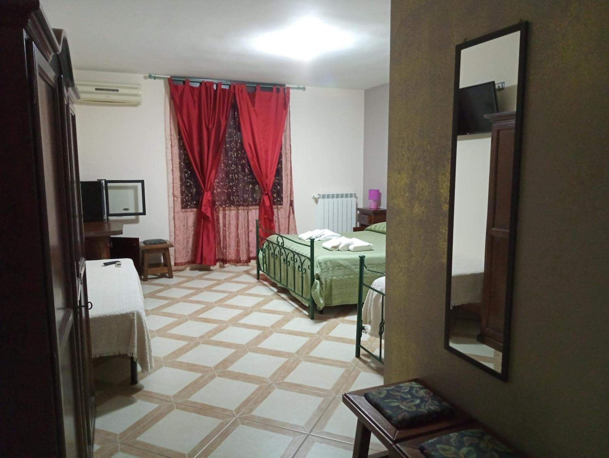 メレンドゥーニョ Mamma Assunta Bed & Breakfast エクステリア 写真