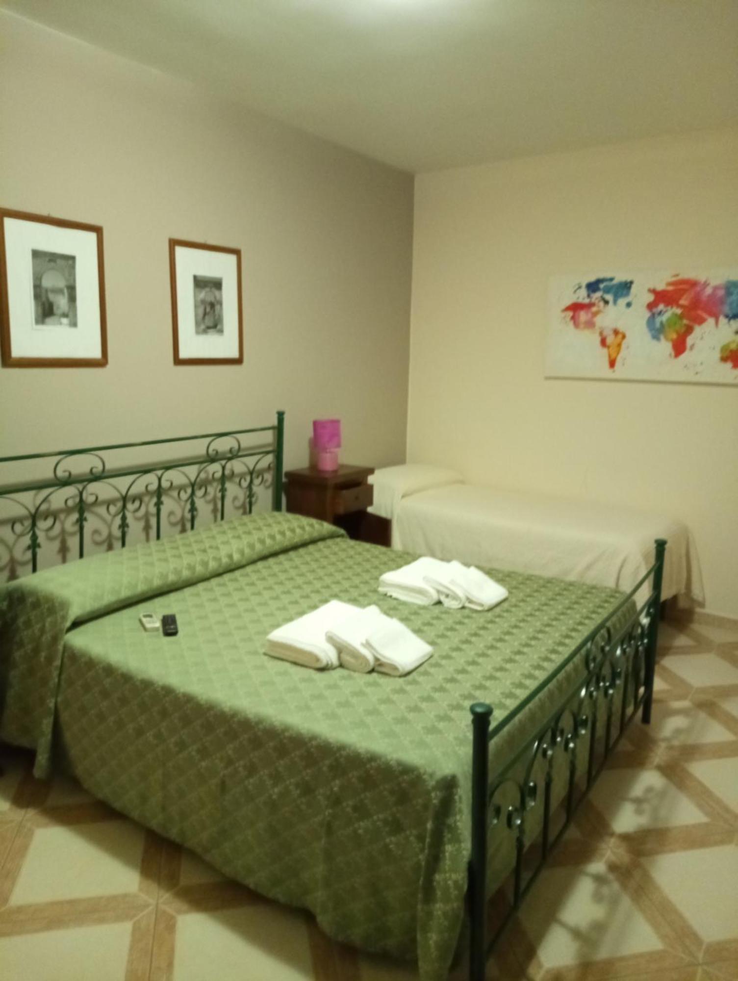 メレンドゥーニョ Mamma Assunta Bed & Breakfast エクステリア 写真